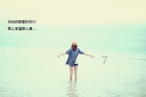 一段干什么事都被钱所羁绊的大学生涯究竟好不好？游戏画面